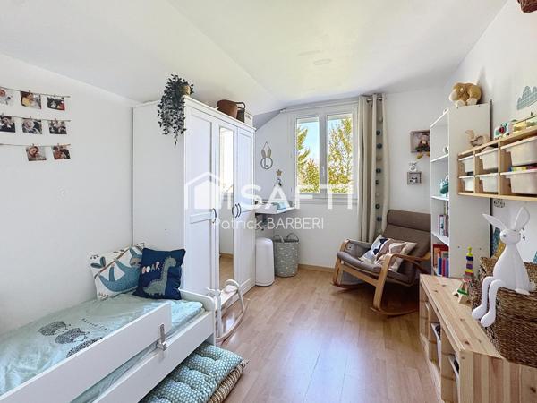 Rare sur le secteur RER A 12 minutes à pied seulement!