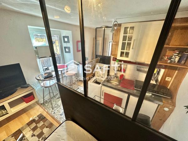 Studio de 17 m2 rénové avec bon rendement locatif