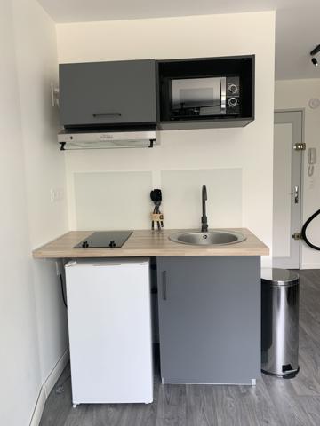 Studio
                                                                                                                                                                                                                                                                                                                        1 pièce(s)                                                                                                                                                                                                                                                                                                                              19.83  m²