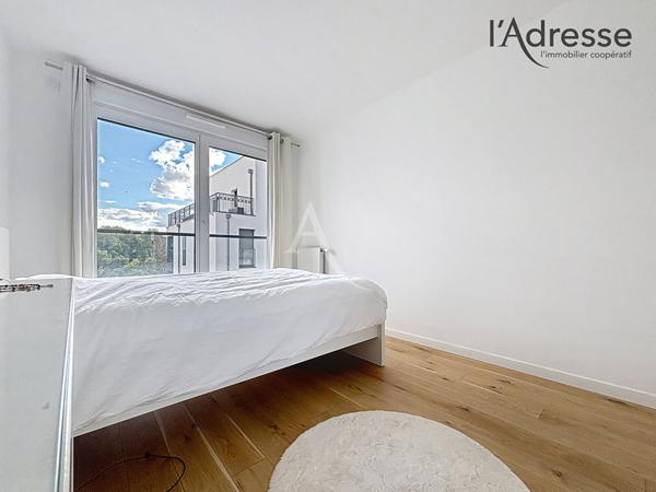 Appartement d'exception à deux pas du Parc de Saint-Cloud - 3 pièces 71m² avec balcon, cave et parking