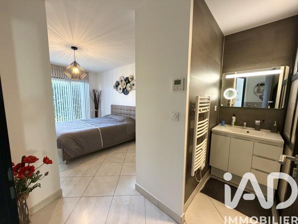Appartement à vendre 4 pièces 105 m² Fréjus
