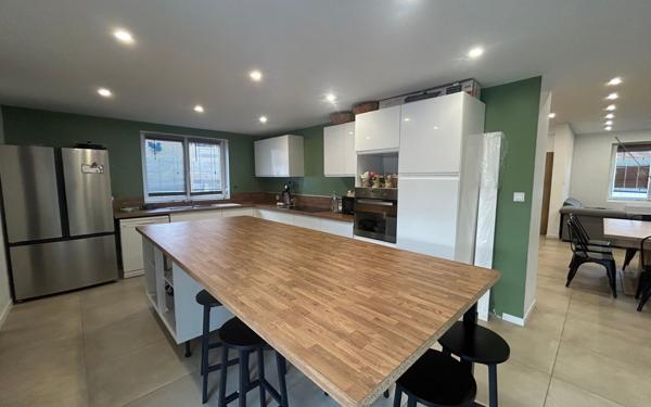 Maison à vendre    4 pièces • 121 m2 Anzin