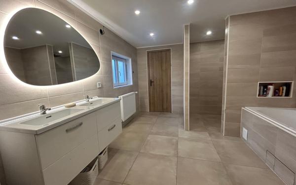 Maison à vendre    4 pièces • 121 m2 Anzin