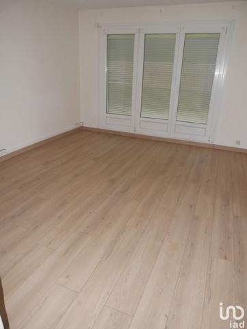 Appartement 2 pièces de 50 m² à Saint-Max (54130)