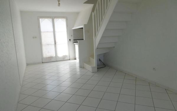 Appartement à louer    2 pièces •  Sully-sur-Loire