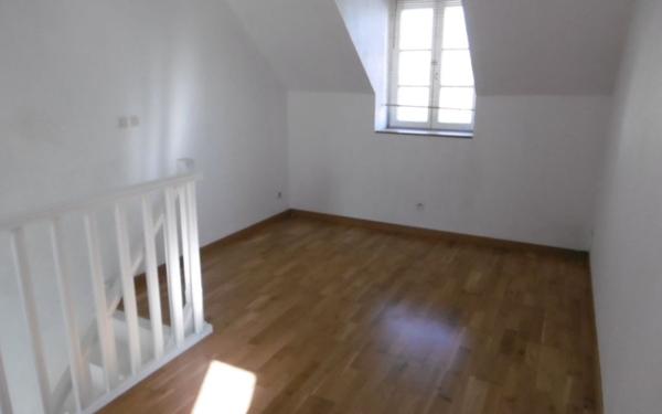 Appartement à louer    2 pièces •  Sully-sur-Loire