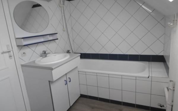 Appartement à louer    2 pièces •  Sully-sur-Loire