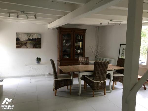 IEDEAL MAISON DE VACANCES OU PREMIER INVESTISSEMENT POUR CETTE AGRÉABLE MAISON EN PIERRE AVEC JARDIN