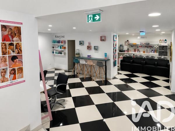 Esthétique, Coiffure​ à vendre 120 m² Melun