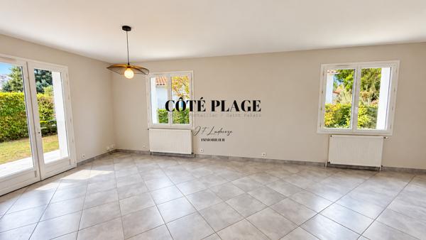 ROYAN PROCHE MARCHÉ CENTRAL 1KM - MAISON PLAIN-PIEDS 102 M² 3 CHAMBRES 2 SDE -AU PRIX DE 447 000 €