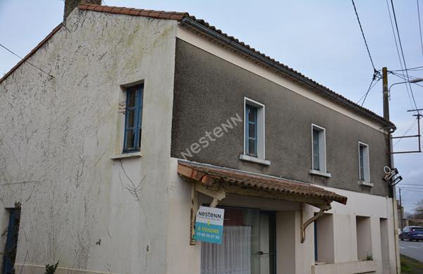 Ensemble immobilier ancien restaurant avec salle de reception a Noirterre