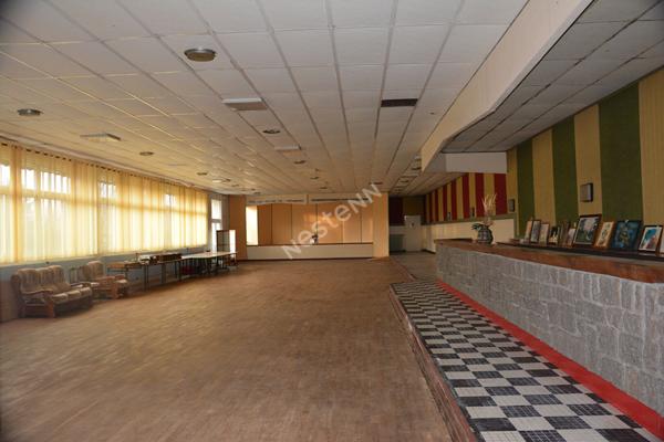 Ensemble immobilier ancien restaurant avec salle de reception a Noirterre