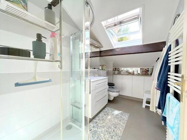 Vente                                                      Maison
                        
                     5 pièces                      98 m2                     à Clamart