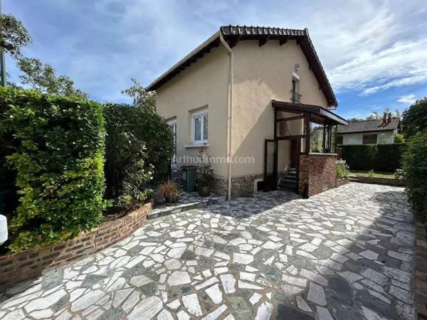 Vente                                                      Maison
                        
                     5 pièces                      98 m2                     à Clamart