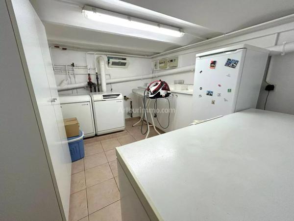 Vente                                                      Maison
                        
                     5 pièces                      98 m2                     à Clamart