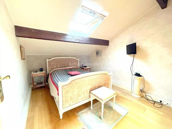 Vente                                                      Maison
                        
                     5 pièces                      98 m2                     à Clamart