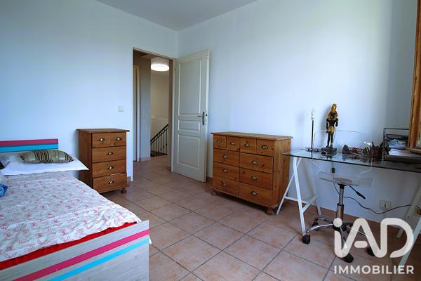 Maison à vendre 13 pièces 216,75 m² Marseille 15