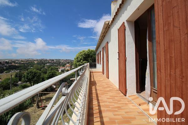 Maison à vendre 13 pièces 216,75 m² Marseille 15