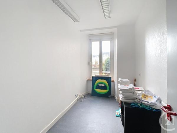 Appartement Local à vendre  4 pièces - 149,18 m2 DINAN - 22