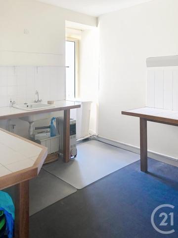 Appartement Local à vendre  4 pièces - 149,18 m2 DINAN - 22