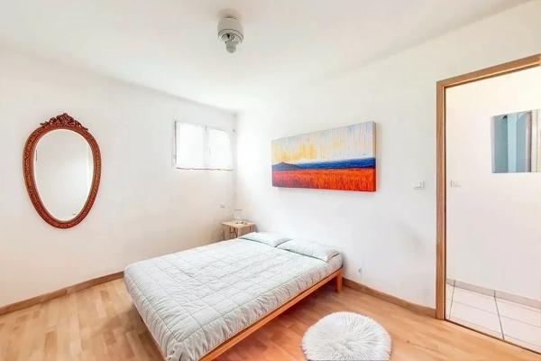 Appartement T3 RDC , Parking, terrasse