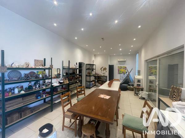 Immeuble à vendre 720 m² Cogolin