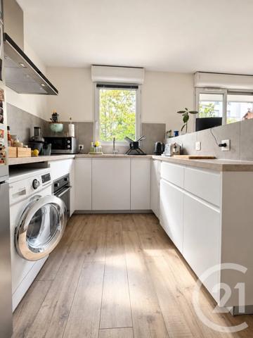 Appartement F2 à vendre  2 pièces - 47,25 m 2   LA PLAINE ST DENIS  - 93