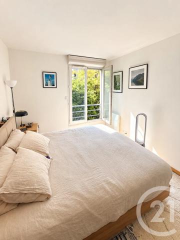 Appartement F2 à vendre  2 pièces - 47,25 m 2   LA PLAINE ST DENIS  - 93