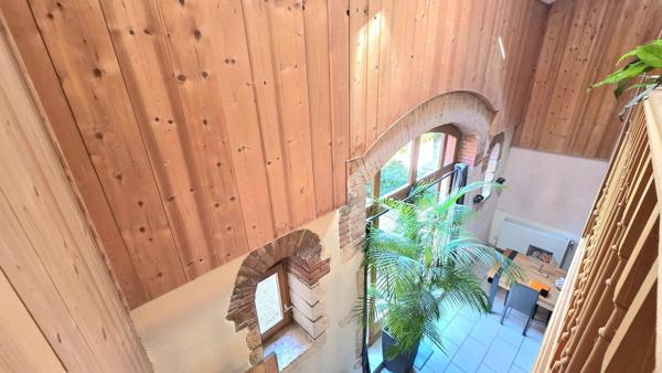 BIEN D’EXCEPTION – CHARME DE L’ANCIEN RÉHABILITÉ – TERRASSE 60 m² – CENTRE VILLEFRANCHE-SUR-SAÔNE