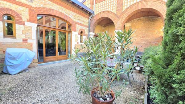 BIEN D’EXCEPTION – CHARME DE L’ANCIEN RÉHABILITÉ – TERRASSE 60 m² – CENTRE VILLEFRANCHE-SUR-SAÔNE