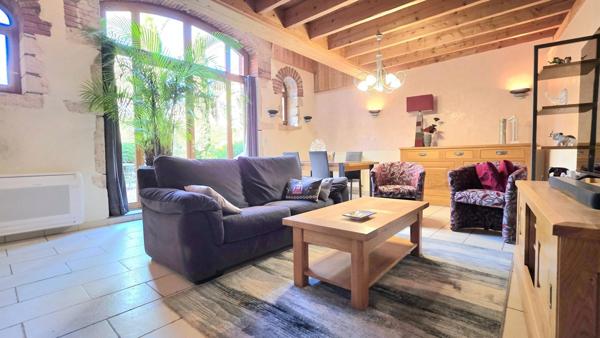 BIEN D’EXCEPTION – CHARME DE L’ANCIEN RÉHABILITÉ – TERRASSE 60 m² – CENTRE VILLEFRANCHE-SUR-SAÔNE