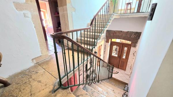 BIEN D’EXCEPTION – CHARME DE L’ANCIEN RÉHABILITÉ – TERRASSE 60 m² – CENTRE VILLEFRANCHE-SUR-SAÔNE