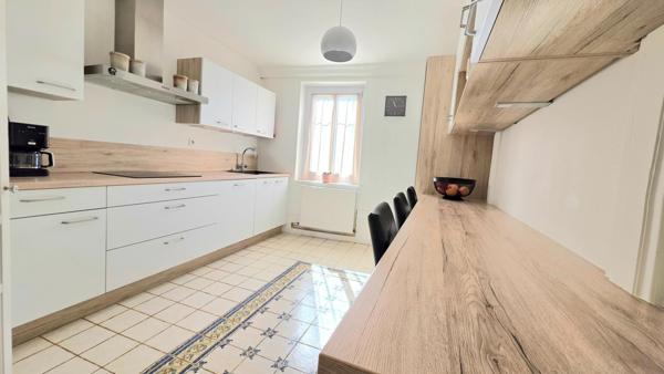 BIEN D’EXCEPTION – CHARME DE L’ANCIEN RÉHABILITÉ – TERRASSE 60 m² – CENTRE VILLEFRANCHE-SUR-SAÔNE