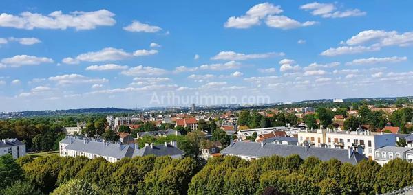 Vente                                                      Appartement
                        
                     3 pièces                      65 m2                     à Draveil