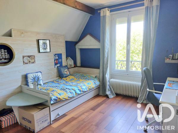 Maison à vendre 8 pièces 182 m² Méry-sur-Oise