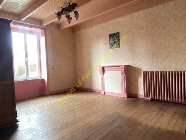 Immeuble à vendre à Audierne dans le Finistère (29770), ref : 29021-937480