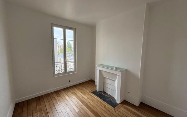 Appartement à vendre    2 pièces • 35,45 m2 Saint-Ouen