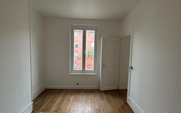 Appartement à vendre    2 pièces • 35,45 m2 Saint-Ouen