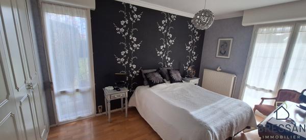 Maison 4 pièce(s) 3 chambre(s) 126 m²