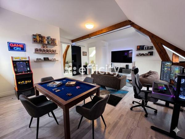 Maison
         7 pièces
        - 200 m² 469 000 € *