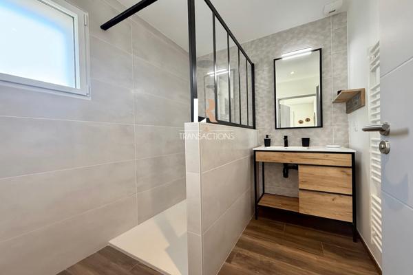 Saint-Martin-de-Ré (17410) St Martin - Maison rétaise à 700m de la plage