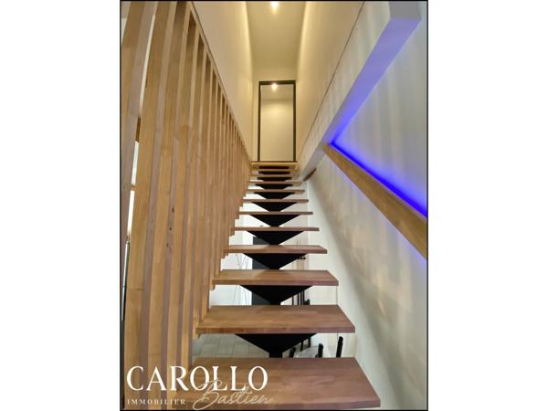 Maison 10 pièces de 310 m² à Conques-sur-Orbiel (11600)