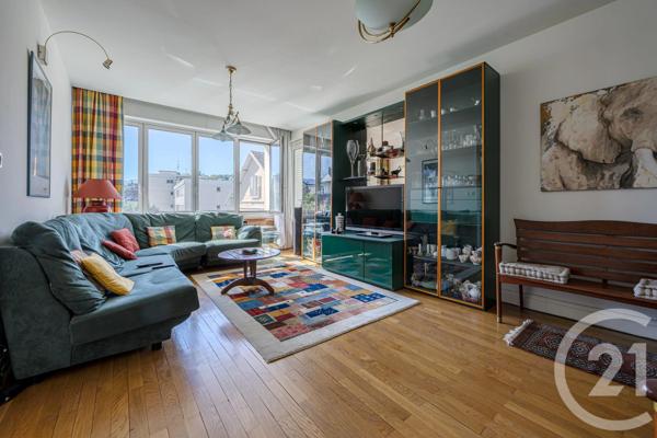 Appartement T5 à vendre  5 pièces - 121,61 m 2   CHAMBERY  - 73