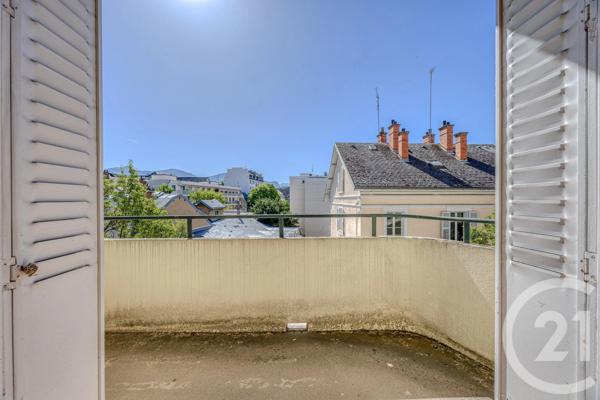Appartement T5 à vendre  5 pièces - 121,61 m 2   CHAMBERY  - 73