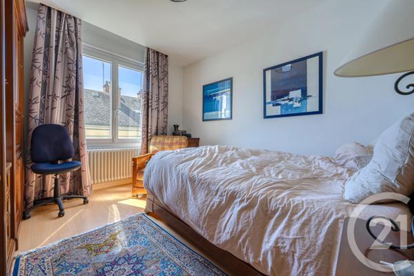 Appartement T5 à vendre  5 pièces - 121,61 m 2   CHAMBERY  - 73