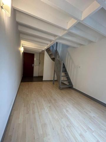Appartement à louer à Rouen en Seine-Maritime (76000), ref : 76008-L137