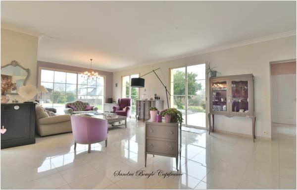 Maison à vendre 9 pièces LAVAL (53)