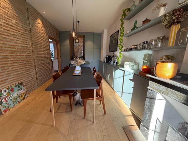 Appartement Bourgeois, locaux commerciaux et T2 à vendre TARBES (65)