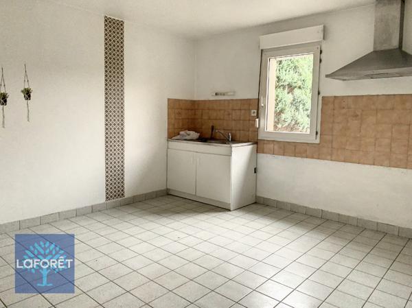 Location maison La Bazouge-du-Désert - 3 pièce(s) - 82 m² - 600 €/mois