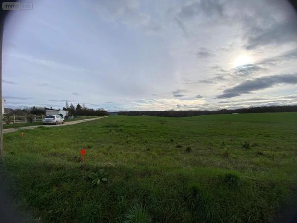 Terrain à Batir à vendre à Rouziers-de-Touraine dans l'Indre-et-Loire (37360), ref : 37037/326